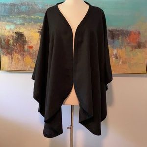 CUYANA Baby Alpaca Cape